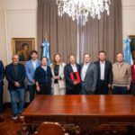 Minería: La Rioja firmó convenio con la empresa china Hainan Trailblazer