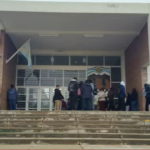 Alarma en Chilecito: Un alumno ingresó a una escuela con un cuchillo y elementos cortantes